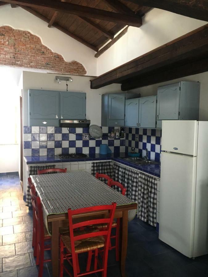15 Via Giordano Apartment Iglesias Ngoại thất bức ảnh